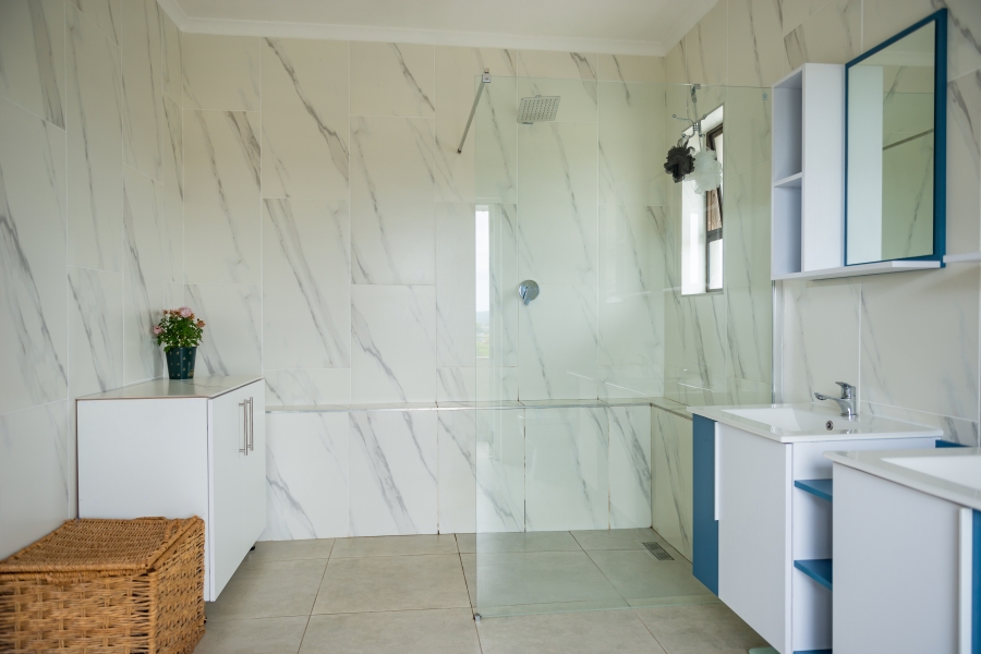 9 Bedroom Property for Sale in Nahoon Beach Eastern Cape